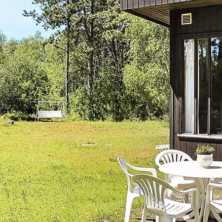 Feriehus Relaxed In R Dby Amidst Nature *