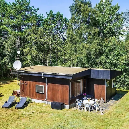Feriehus Relaxed In R Dby Amidst Nature *